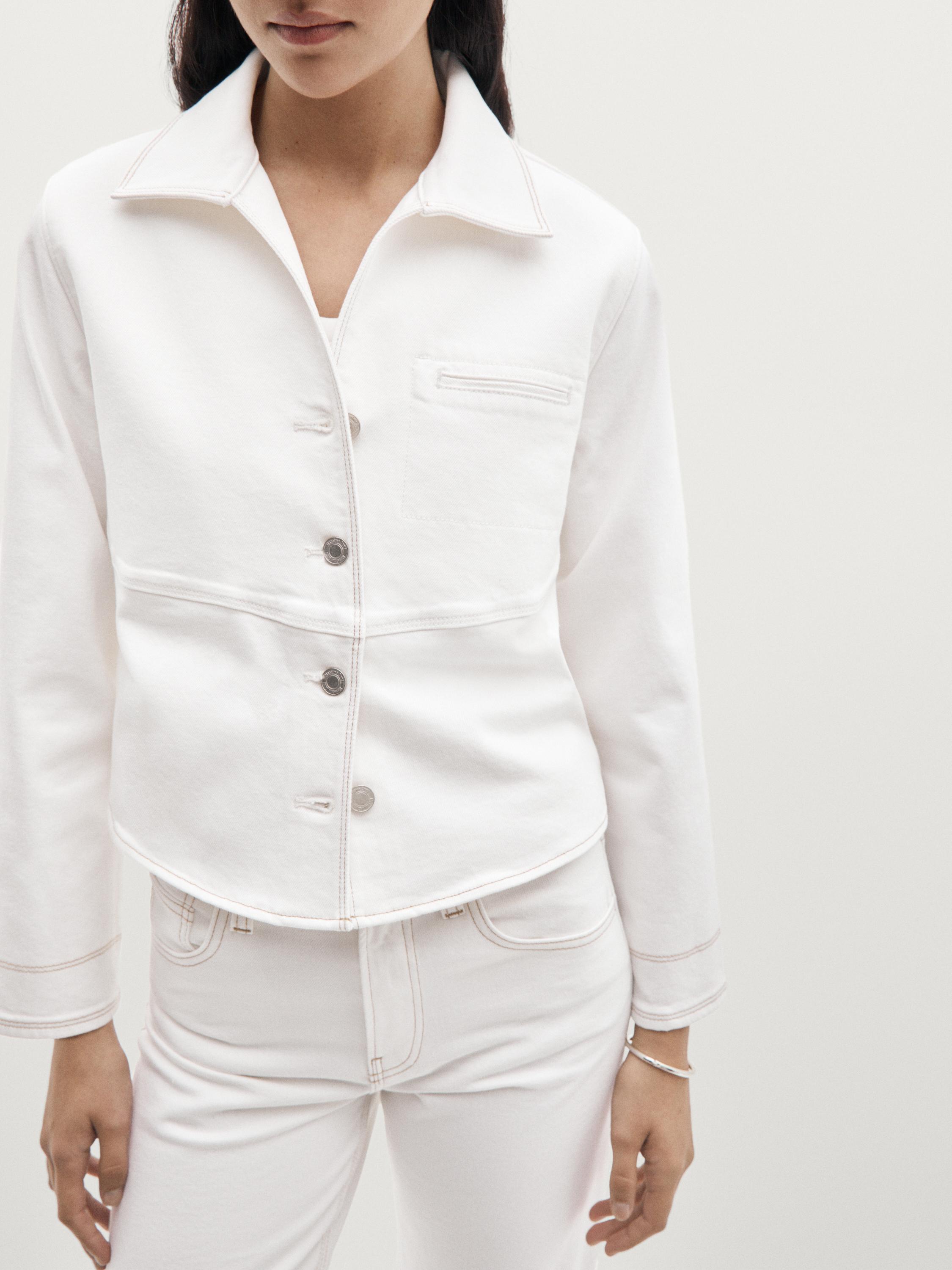 Straight-leg jeans with hem detail